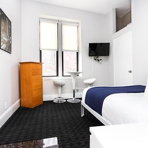 Studio Private External Bathroom